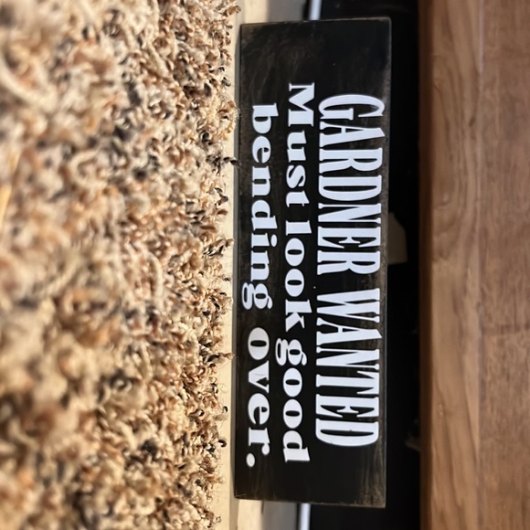 Gardner Wanted - Picture 2 of 5